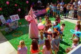 Katy Perry hace llorar a invitados de fiesta infantil