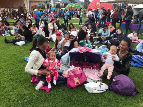 Bogotá dice ¡presente! en la gran "lactatón" que se realiza en el país