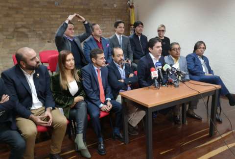 Cambio Radical pide a Minvivienda respetar Programa de Vivienda Gratuita