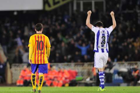 Barcelona perdió con Real Sociedad y le da vida a Atlético y Real Madrid
