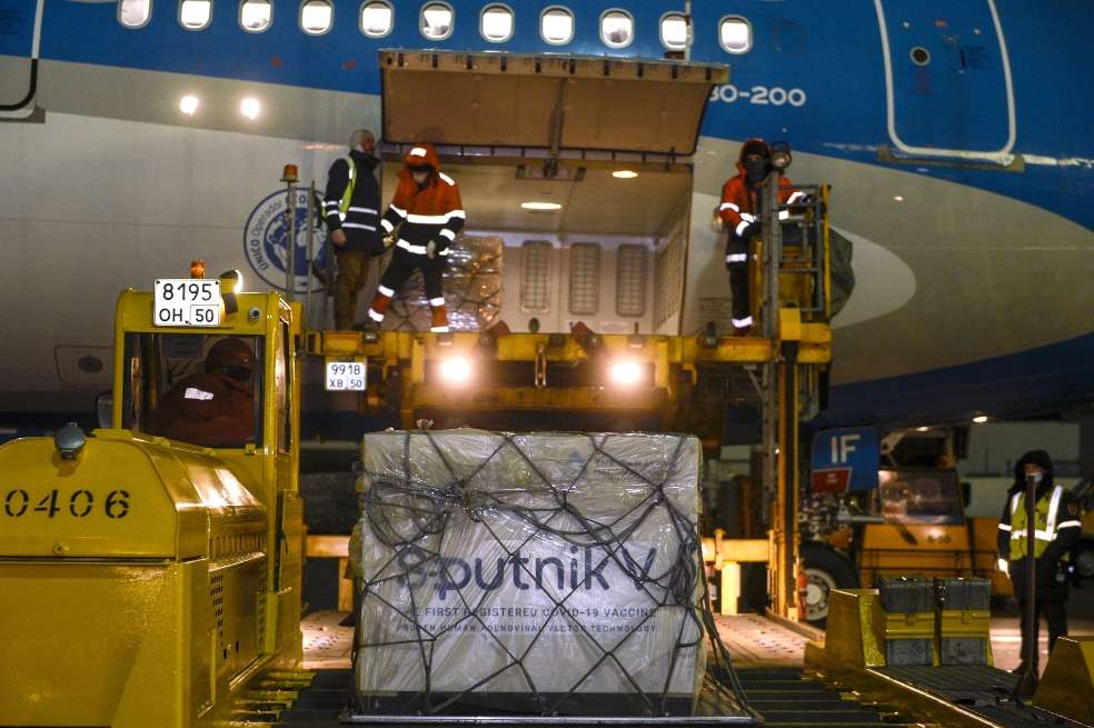 El Airbus 330-200 de Aerolíneas Argentinas aterrizó este miércoles en Moscú y espera regresar mañana a su país con un primer lote de la vacuna Sputnik V.