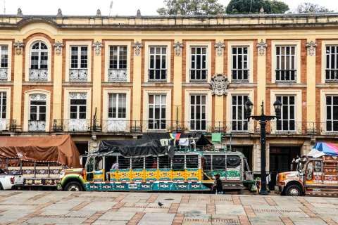 En fotos: indígenas se instalan en la Plaza de Bolívar y exigen hablar con Petro