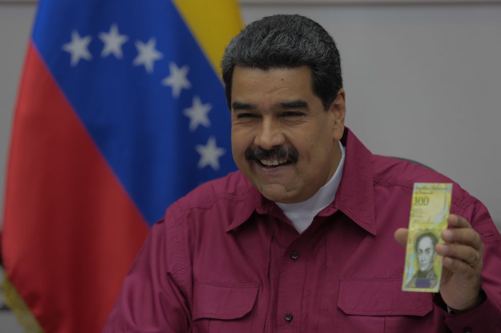 En 2017 Nicolás Maduro anunciaba la incorporación del nuevo billete de 100.000 bolívares; ahora anuncia que le quita los seis ceros.