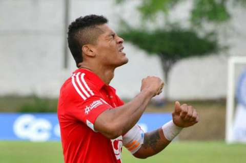 América perdió en el último minuto con el Pereira