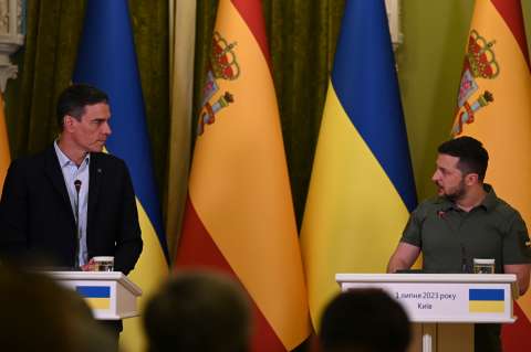 España estrenó la presidencia de la UE en Ucrania, país al que reafirmó su apoyo