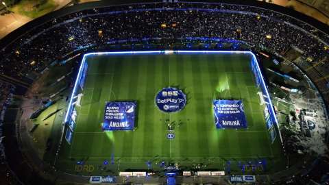 Columna de Antonio Casale: Estadios de fútbol