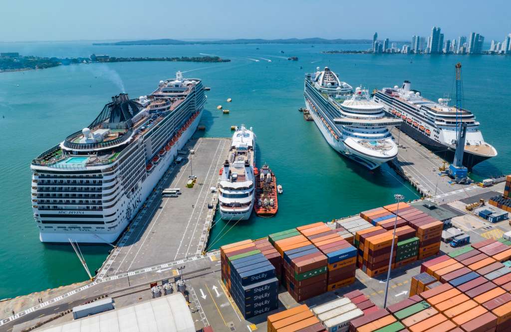 Habrá dos fechas con cinco barcos simultáneamente y nueve fechas con tres barcos, cada fecha representa más de 10.000 visitantes por día.