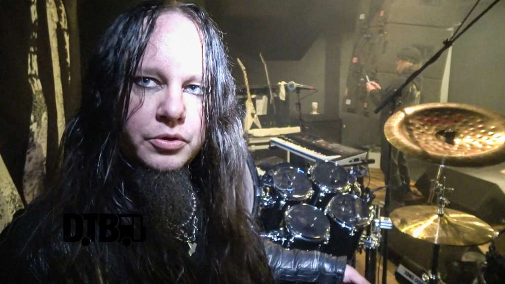 Joey Jordison salió de Slipknot en el año 2013, aunque nunca se revelaron las razones verdaderas por las que él se separó de la banda.