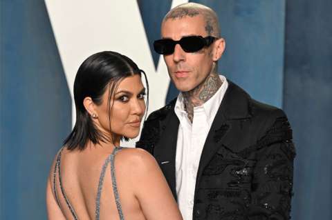 Kourtney Kardashian y Travis Barker no viven juntos. Ella aclara la razón