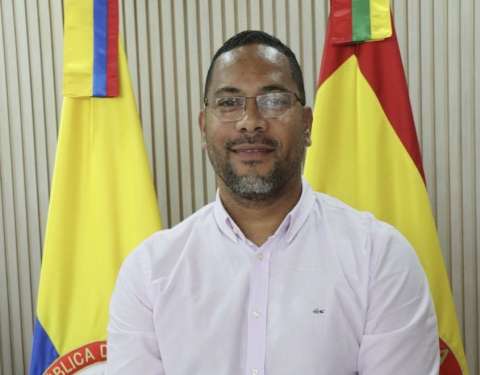 Mineducación denuncia supuesto certificado falso en la hoja de vida del rector de la Universidad del Atlántico