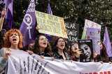 Violencia machista en Turquía: policía bloquea protestas mientras aumentan feminicidios