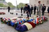 Macron conmemora el armisticio de la Segunda Guerra Mundial en París