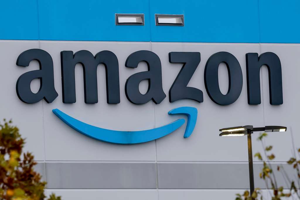 STONE MOUNTAIN (United States), 28/10/2025.- An Amazon Fulfillment Center in Stone Mountain, Georgia, USA, 28 October 2025. Amazon has announced a workforce reduction of about 14,000 jobs, according to a post on its corporate website. EFE/EPA/ERIK S. LESSER