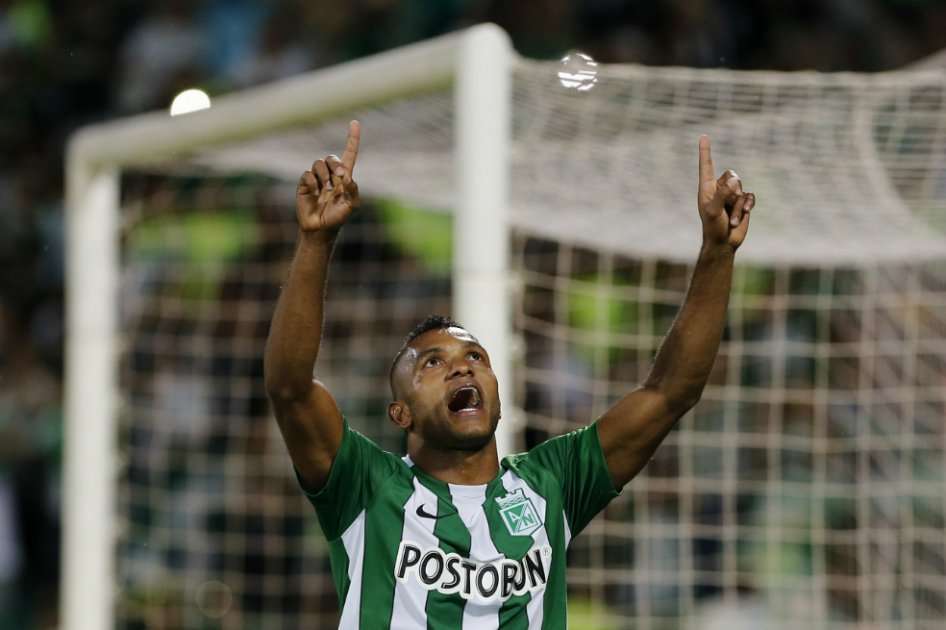 Miguel Ángel Borja celebra su segundo en la victoria de Nacional 2-1 sobre Sao Paulo. / EFE