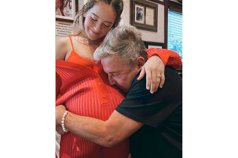 "Falta poco": Ricardo Montaner está con Evaluna y Camilo ante llegada de Índigo