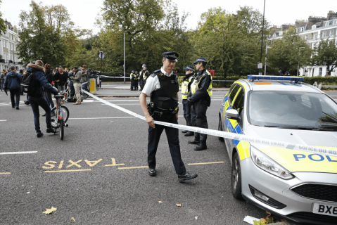 Gente herida y un hombre detenido en un atropello con un auto en Londres