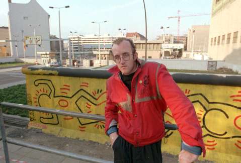 Keith Haring y las líneas y los colores como herramientas de activismo