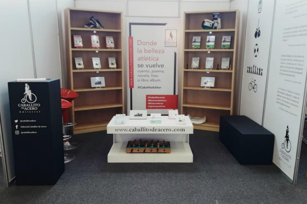 "Veinticuatro miniaturas rusas", "El arte de la máscara" y "La instrumentalina" son las novedades literarias de Caballito de Acero para esta Feria del Libro. / Cortesía