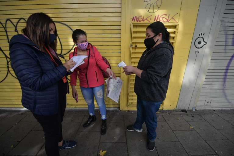 También, habrá 350 funcionarios adicionales como inspectores de Policía, quienes tienen la tarea de recorrer las localidades, verificar el cumplimiento de las medidas e imponer comparendos o acciones pedagógicas a quienes incumplan las normas.