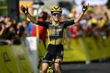 Simon Yates, el campeón del Giro, ganó la décima etapa del Tour de Francia 2025