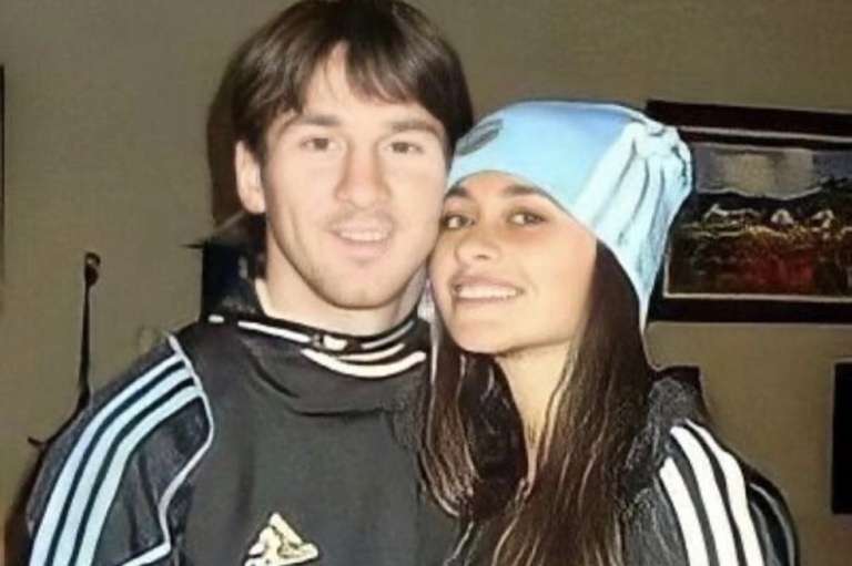 Antonela Roccuzzo, esposa de Lionel Messi, ha acompañado al jugador desde que soñó muy joven con ganarse una Copa del Mundo.