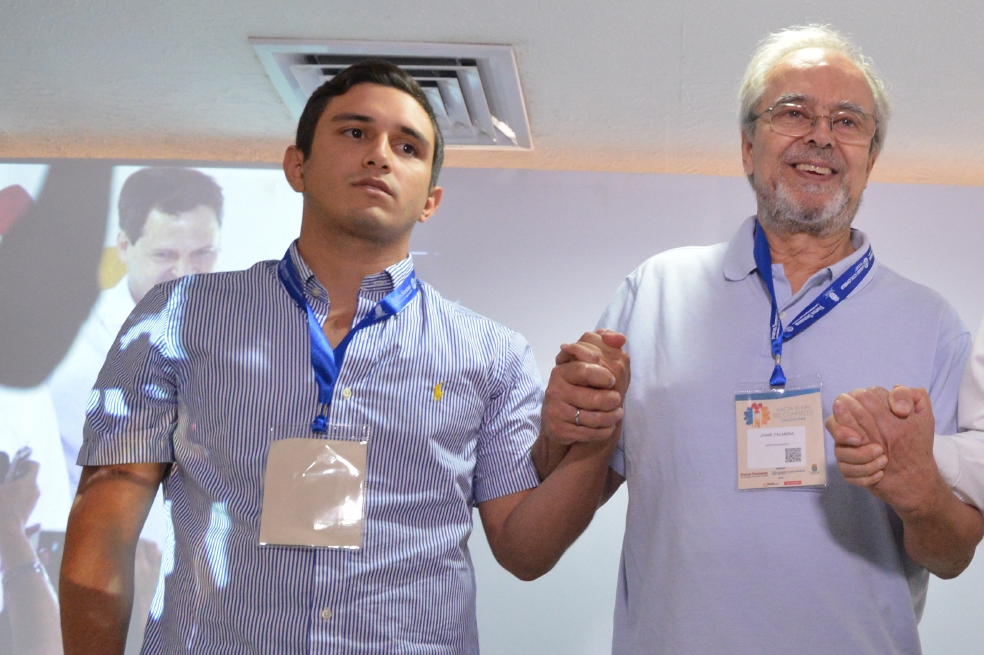 Jorge Tovar y Jaime Palmera durante un foro de paz en Valledupar, en 2016. / Ómar Nieto-OACP