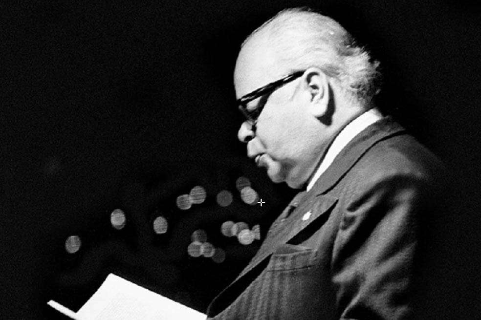 El poeta Eduardo Carranza nació el 23 de julio de 1913 y murió el 13 de febrero de 1985. / Archivo El Espectador