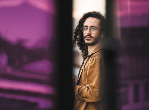 Nicolás Rocha Cortés: “Escribir no es terapia” (Letras de feria)