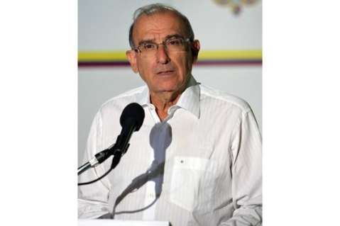 Es obligación del Gobierno agilizar aplicación de paz: Humberto de La Calle