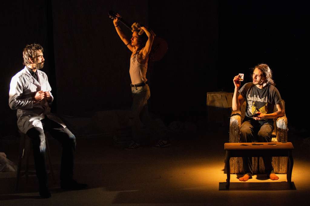 En "El último suspiro de Daniel Quebrada”, del Teatro de la Memoria, participan Daniel Francisco Villamizar, Daniel Briceño y Felipe Cristancho.