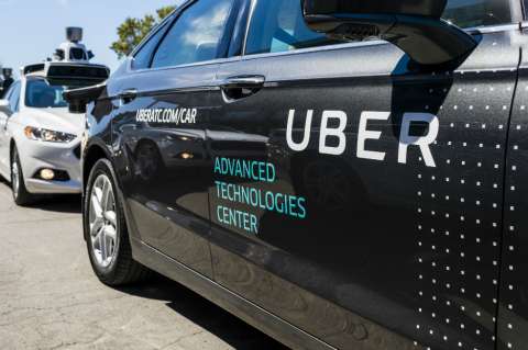 Auto de Uber sin conductor involucrado en accidente fatal en Arizona