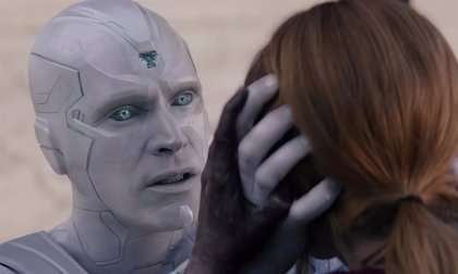 El actor Paul Bettany en su interpretación de Visión dentro del Universo Marvel.