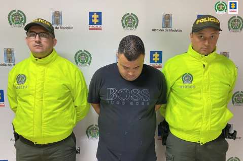 Capturaron a presunto traficante de armas de las disidencias, en Antioquia