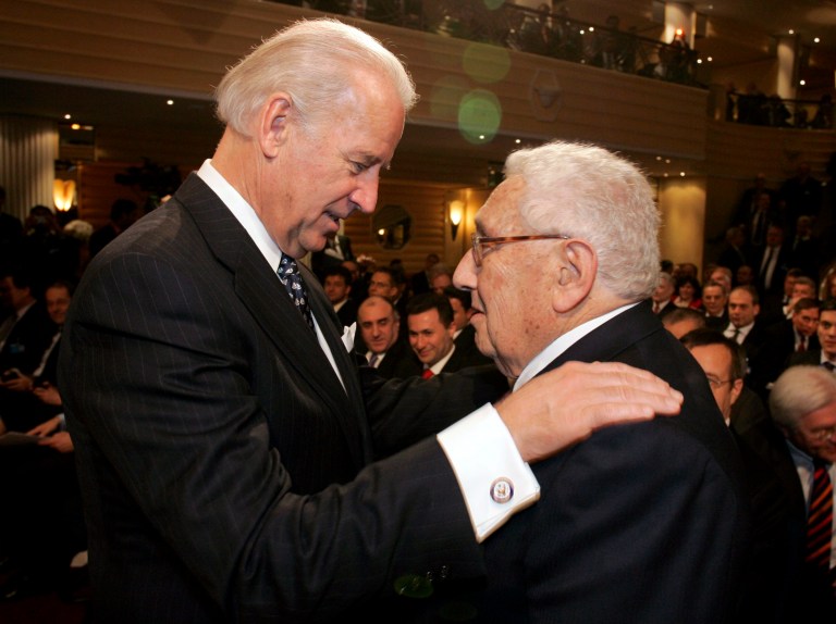 Henry Kissinger y personalidades del mundo