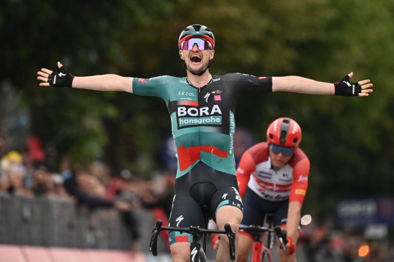 Volvió a coronar la fuga en la etapa 12 del Giro de Italia