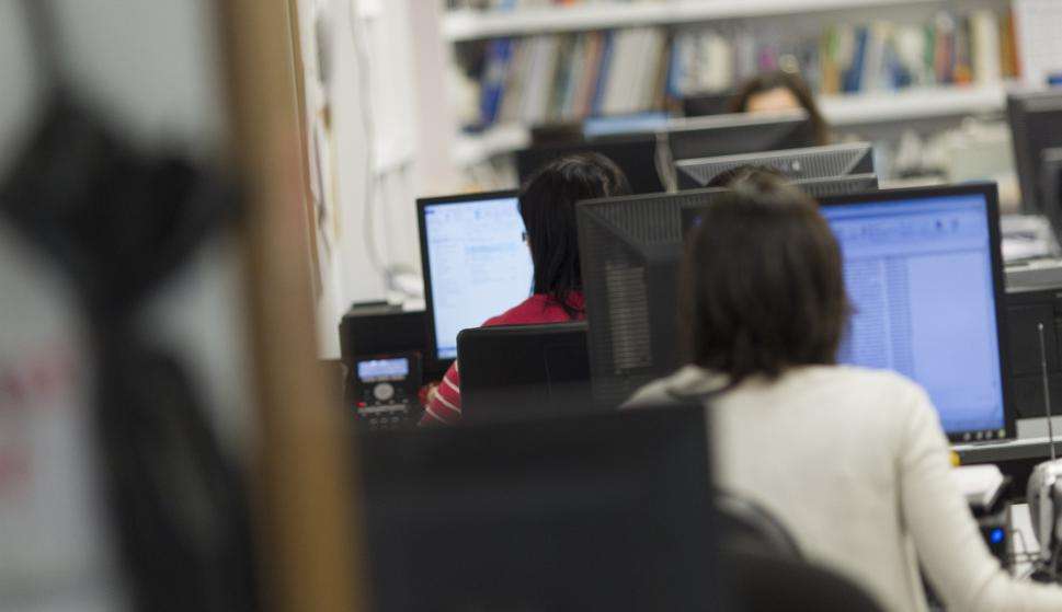 En la Rama Ejecutiva, un 46% de las consejerías presidenciales son ocupadas por mujeres, en los ministerios un 33% y en los viceministerios la participación es del 35%. 