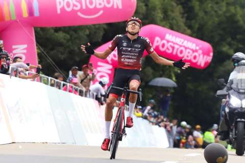 Édgar Pinzón ganó la etapa reina de la Vuelta de la Juventud