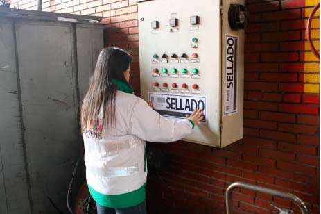 Ya comenzaron a regir las sanciones a fábricas que contaminen aire en Bogotá