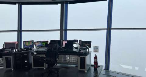 Retrasos en aeropuerto El Dorado: humo de incendios afecta la operación