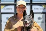La emotiva despedida de Bruma, la perrita policía que se jubiló tras nueve años de servicio