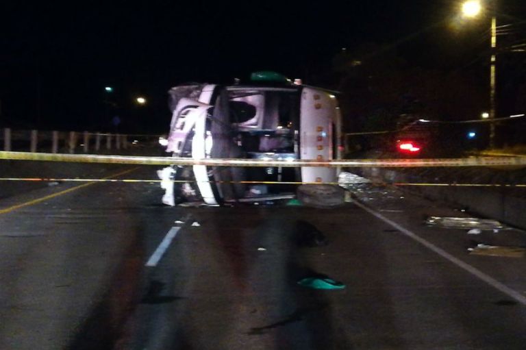 Volcamiento de bus deja 17 heridos en Villapinzón, Cundinamarca