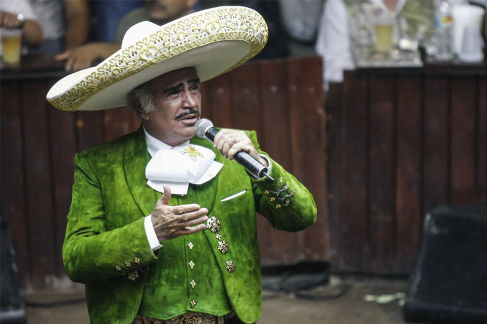 En 2004, Luis Miguel lanzó su álbum ´México en la piel´y a Vicente Fernández le preguntaron su opinión.