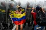 Crece tensión política en Venezuela ante silencio de Consejo Electoral