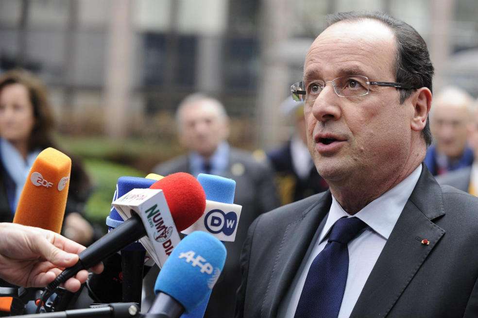 El presidente de Francia, François Hollande, llegó a hacer un llamado para que la Eurozona administre su tasa de cambio durante esta semana. / EFE