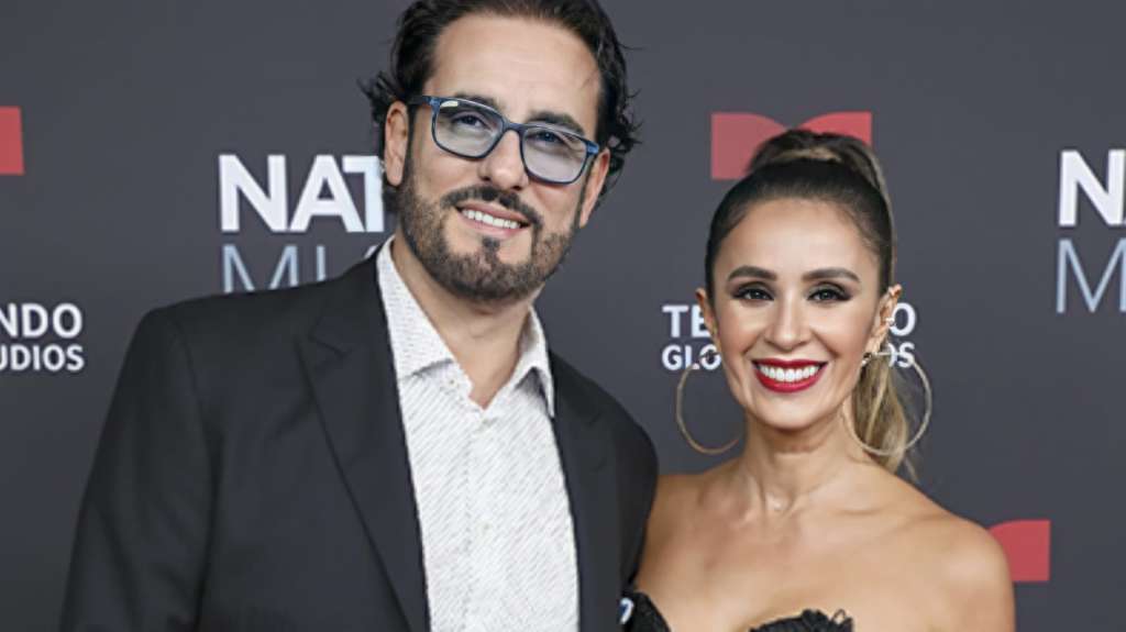 Este año la pareja celebró 25 años de matrimonio.
