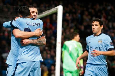 Manchester City le ganó al Sunderland y presiona al Chelsea en el liderato