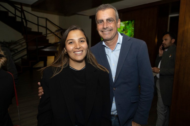 ABRE NUEVA PROPUESTA EN BOGOTÁ PARA DELEITAR: LA ENCINA
Ubicado en la emblemática Zona G de la ciudad, el recién inaugurado proyecto apuesta por la cocina tradicional española.