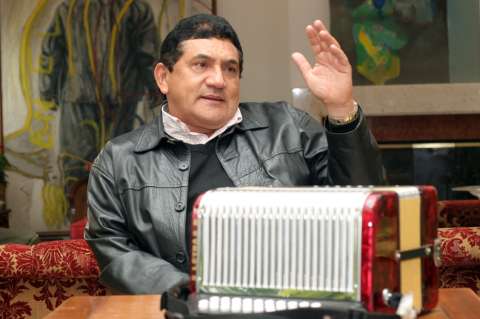 Poncho Zuleta está hospitalizado tras caerse de un caballo