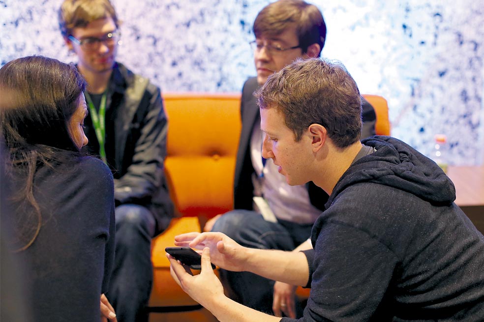A medida que crece, Facebook trata de evitar el distanciamiento de sus empleados. La burocratización de la empresa, uno de los riesgos. / AFP