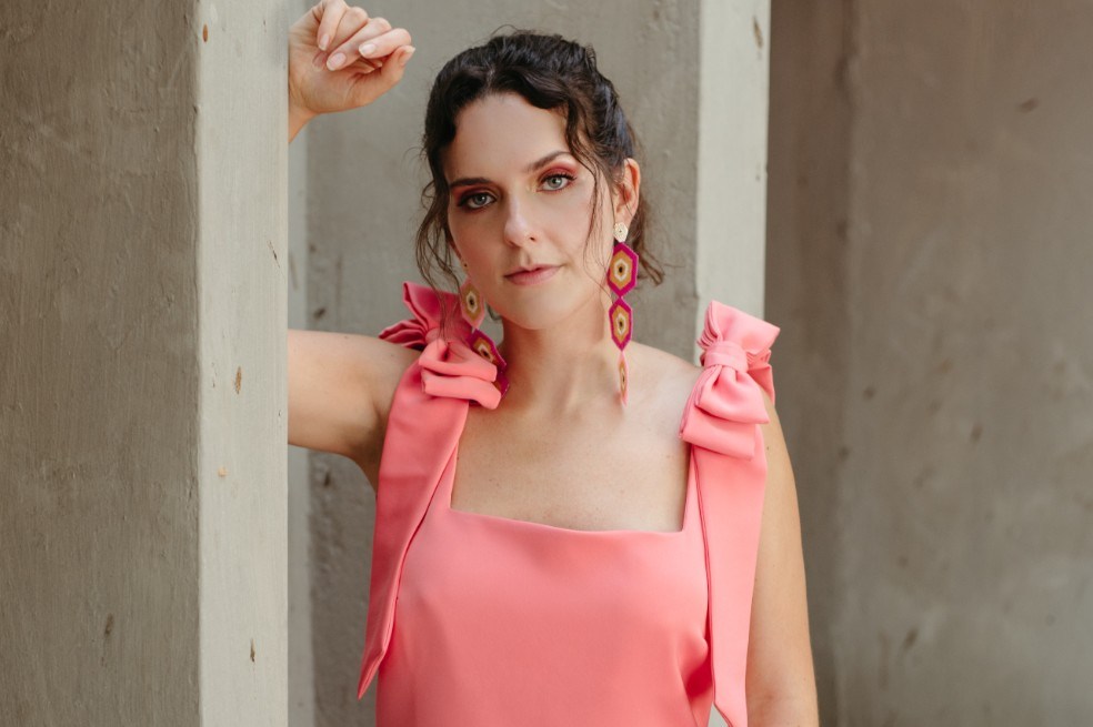 Ella es la ex presentadora de 'Noticias Caracol' que cantará en el Festival Cordillera 2026
